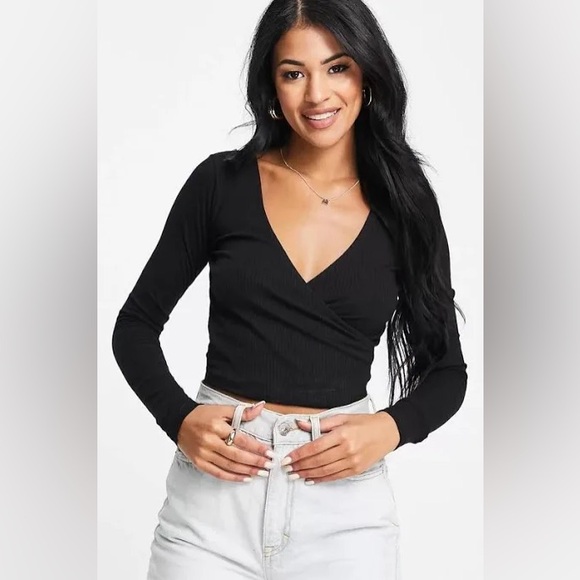 Abercrombie & Fitch Tops - ABERCROMBIE & FITCH • Long Sleeve Cross Over/Wrap Top • Small •